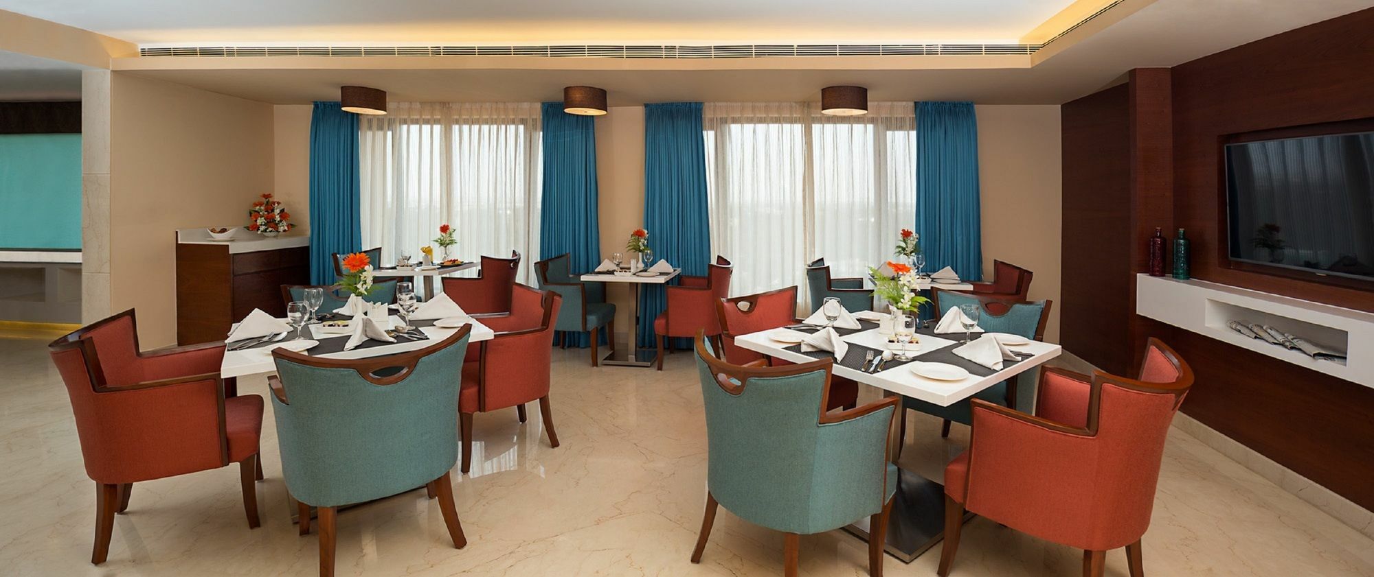 Hotel The Residency Towers 5*