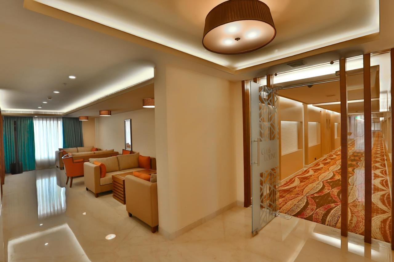 The Residency Towers Hotel 5*